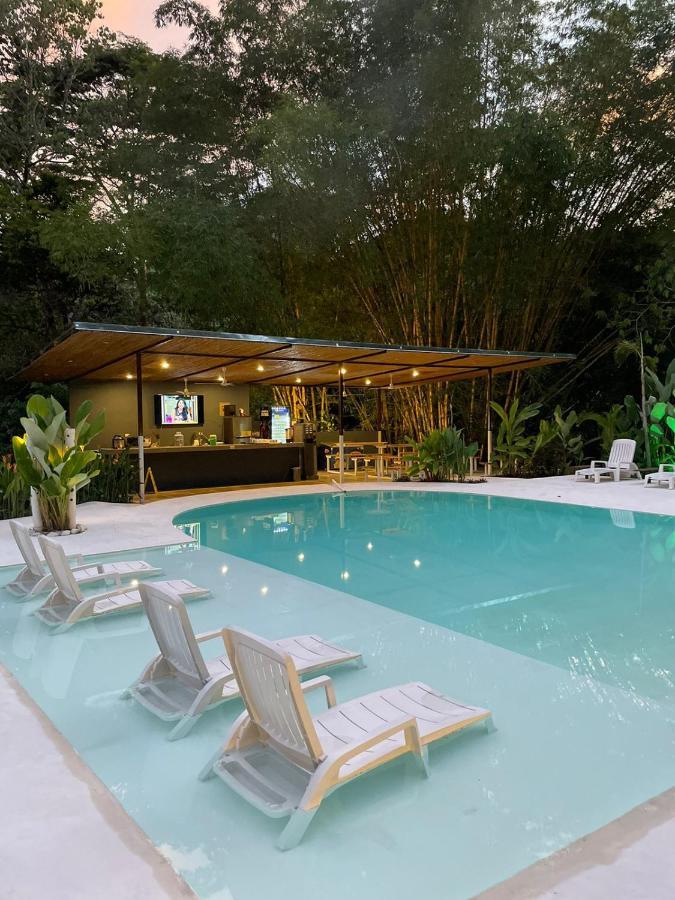Grand Park Manuel Antonio Hotel เกโปส ภายนอก รูปภาพ