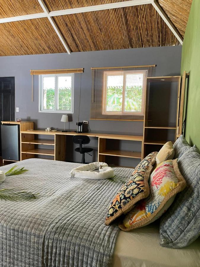 Grand Park Manuel Antonio Hotel เกโปส ภายนอก รูปภาพ