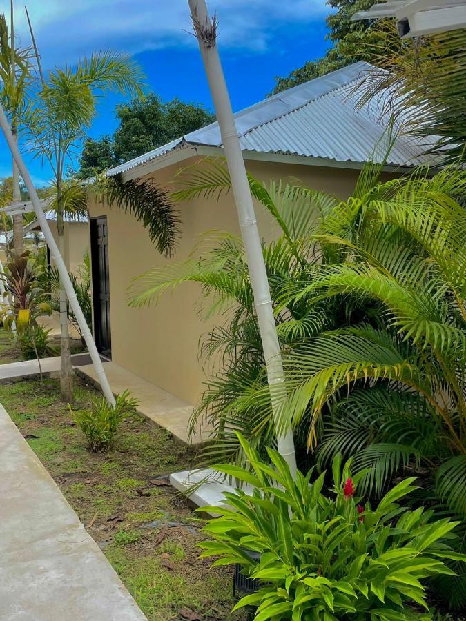 Grand Park Manuel Antonio Hotel เกโปส ภายนอก รูปภาพ